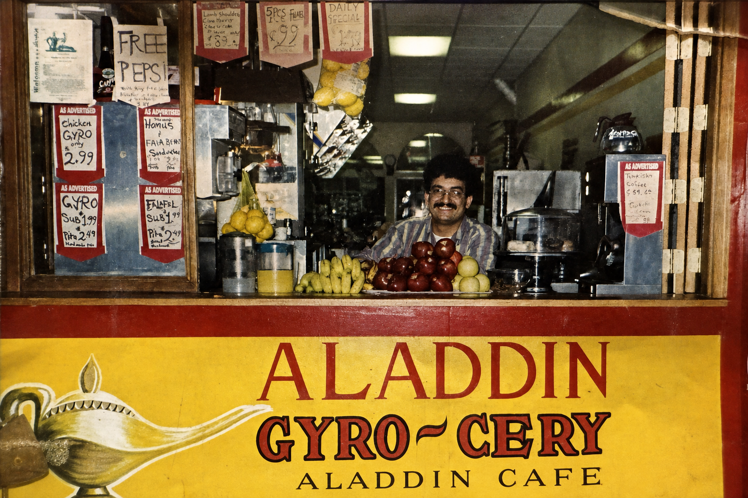 Aladdin Gyro-Cery restaurant